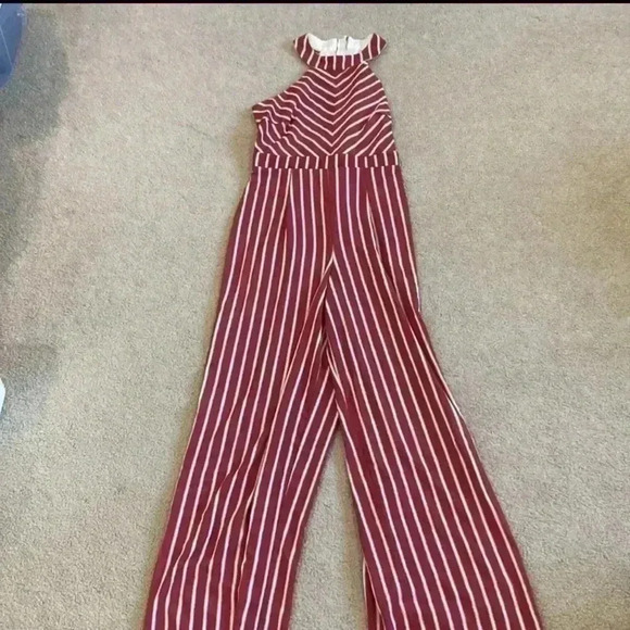⭐️ Crystal sky red and white striped jumpsuit in size 9 - Picture 1 of 6